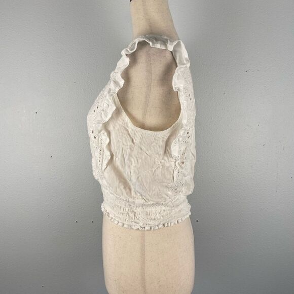 American Eagle Cropped Top with Fluttery Cap Sleeves in Ivory - Size Medium - Picture 3 of 11